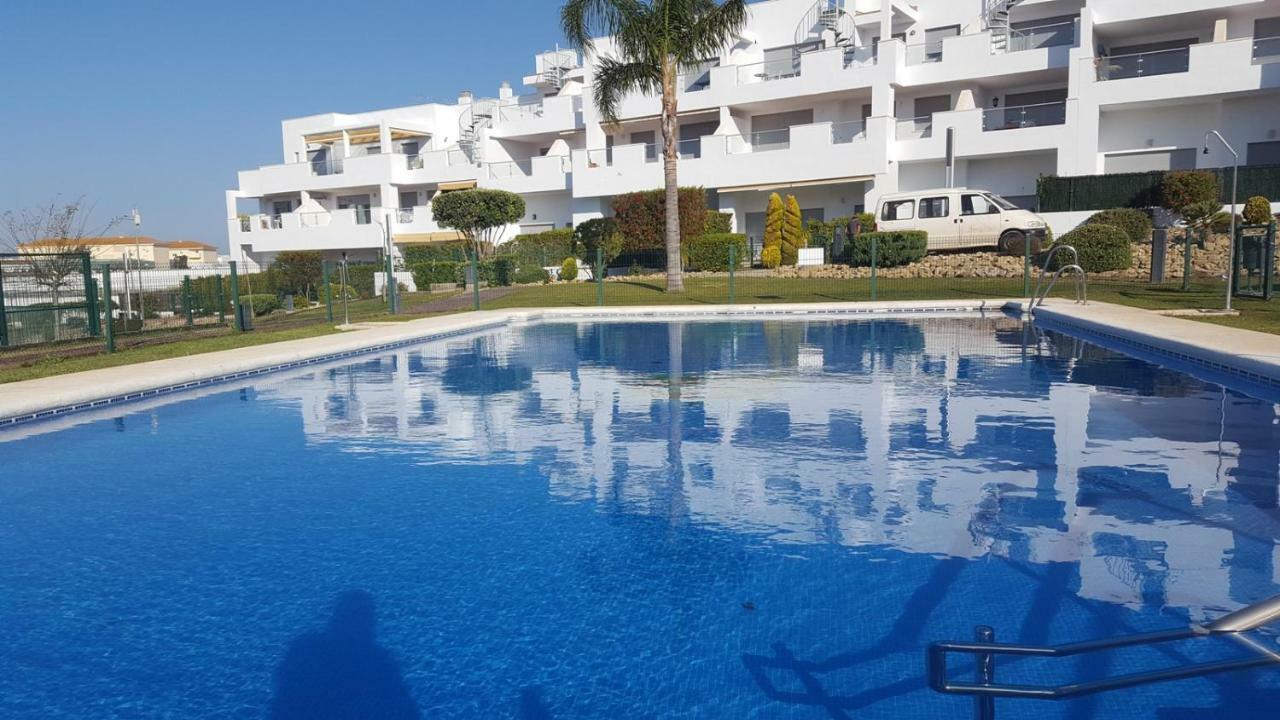 Apart.con Piscina Vistasol