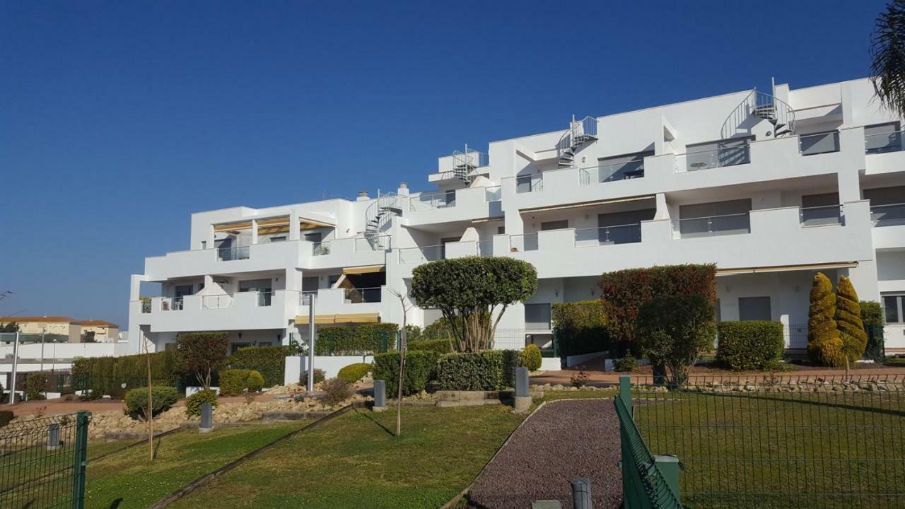 Apart.con Piscina Vistasol Apartment