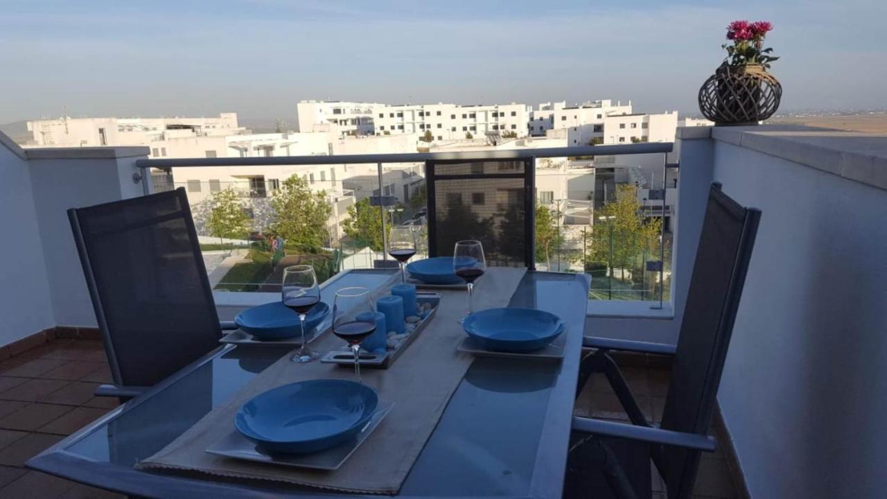 Apart.con Piscina Vistasol Apartment